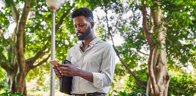 Selling vs. Engaging: Forrester Shines a Light on Social Media for B2B Sales