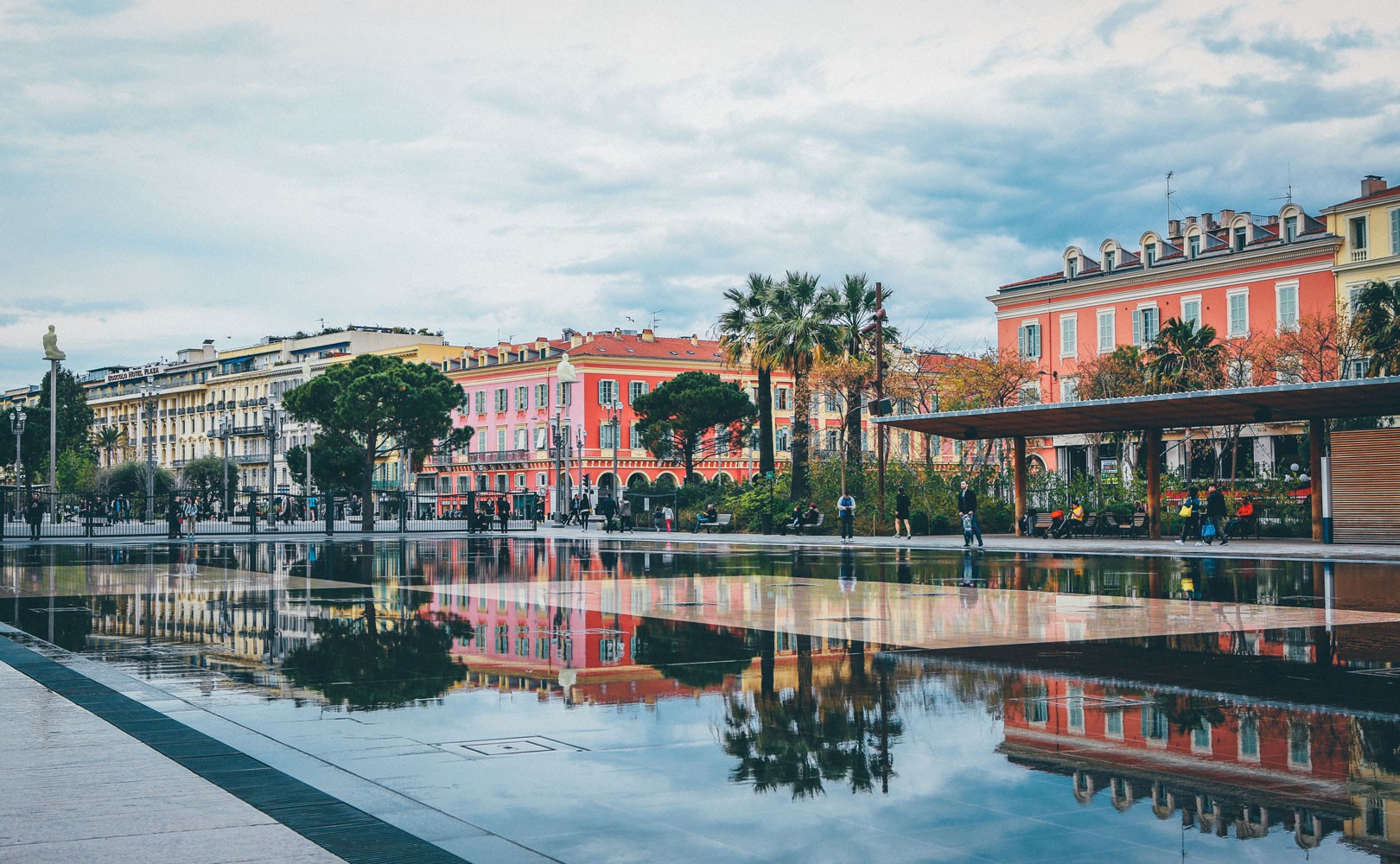 Photo of buildings along street in Nice, France