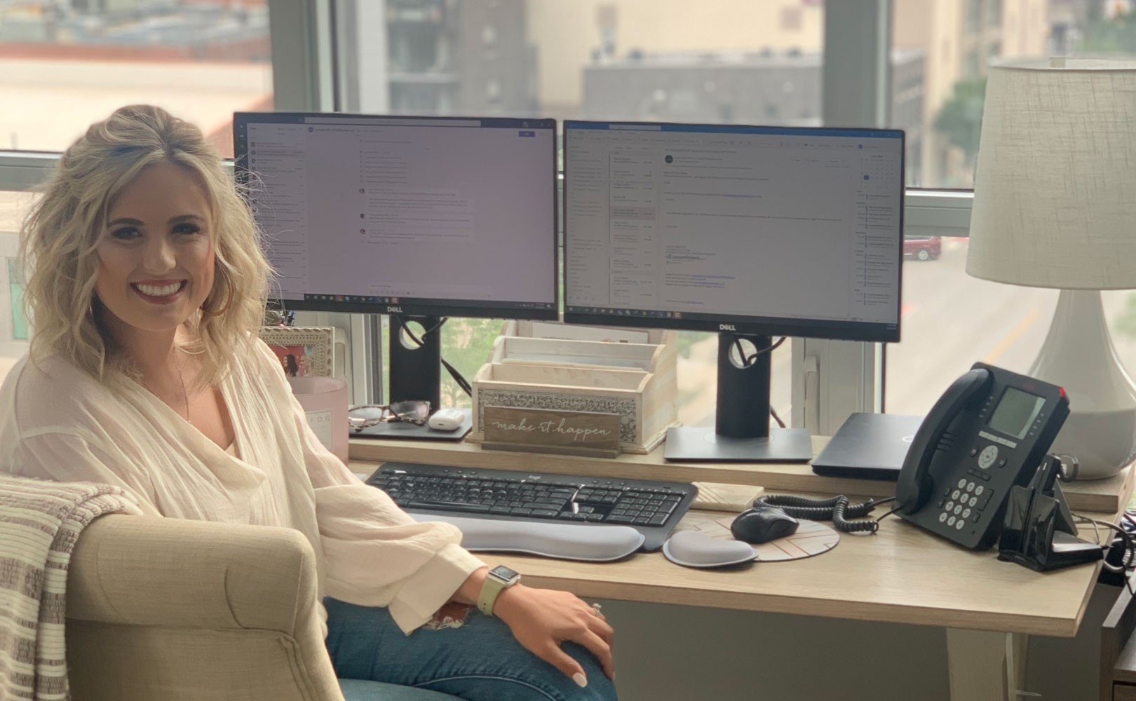 Photograph of healthcare recruiter Jacey Terrette at her desk