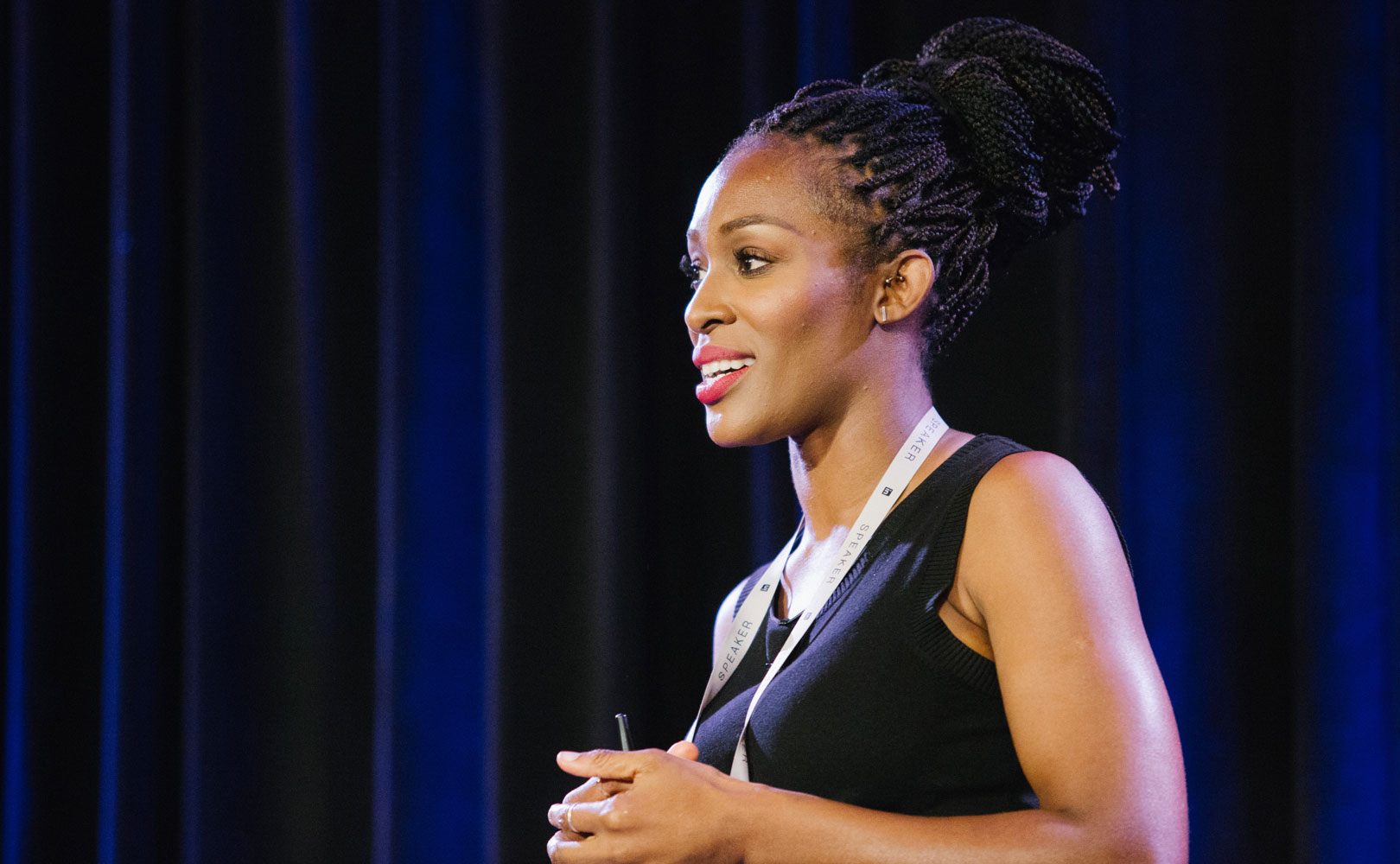 Want to have executive presence? Here are 10 steps to follow when communicating.