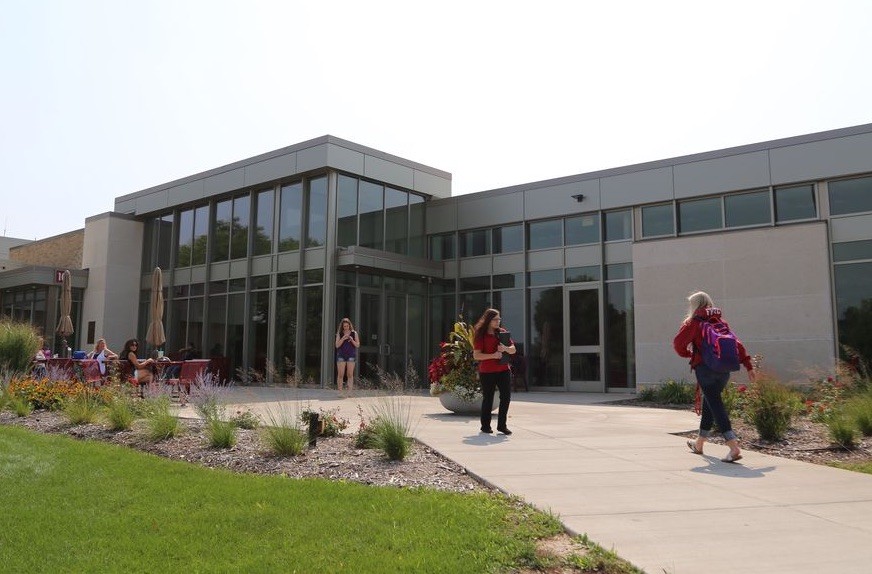 See what happened when LinkedIn Learning was added to the classroom, with Fox Valley Technical College.